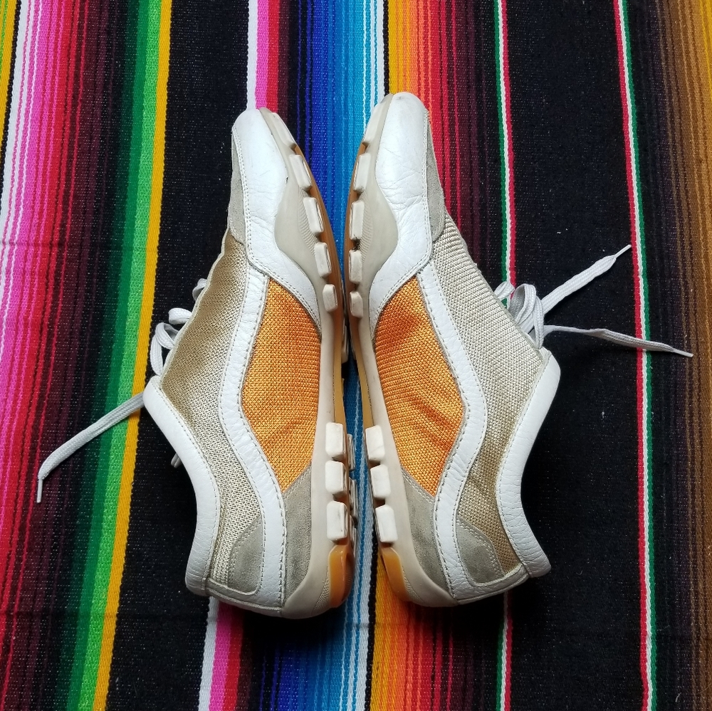 Shoes - Picture 3 of 7
